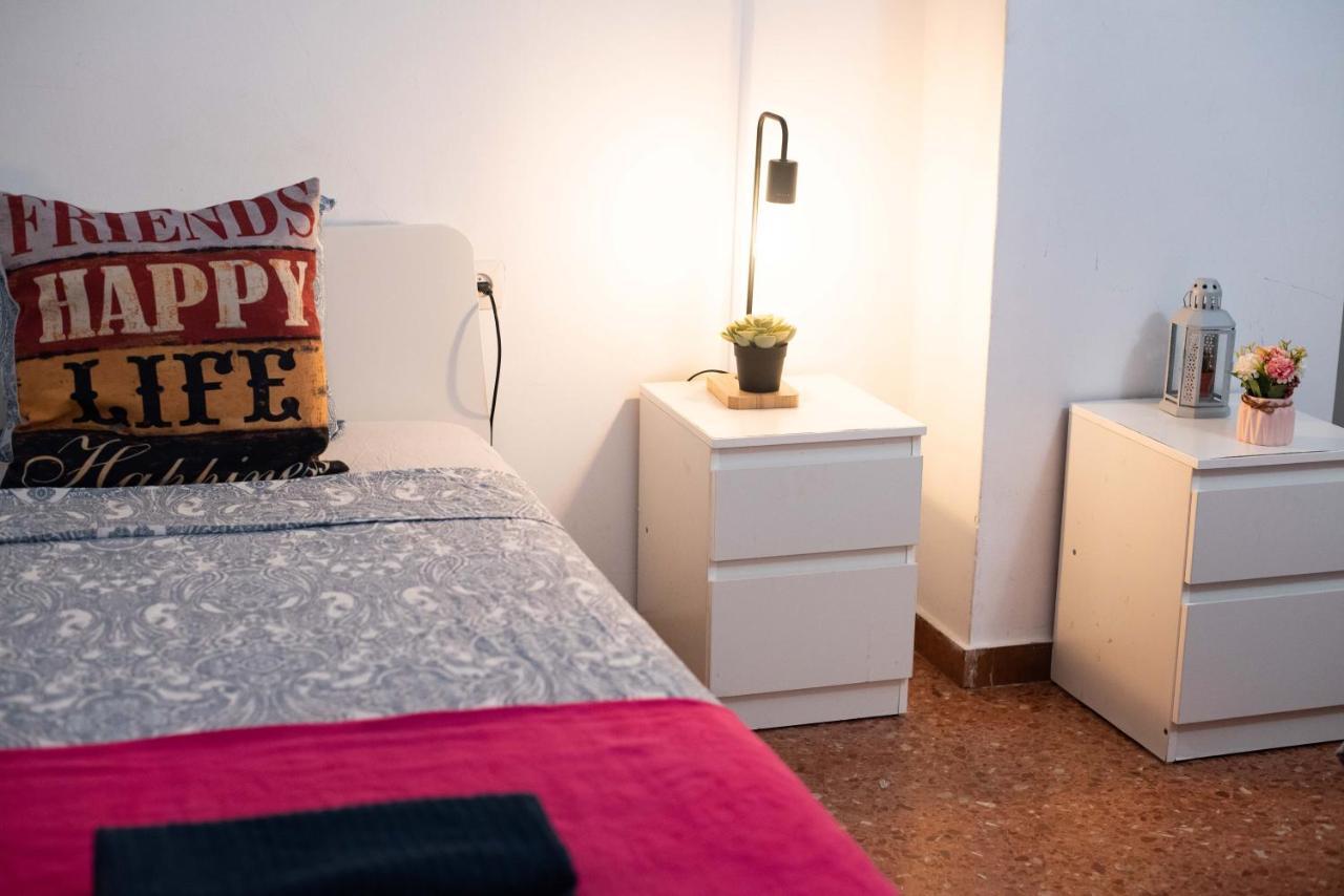 Eixample Private Rooms Barcelona Exterior photo